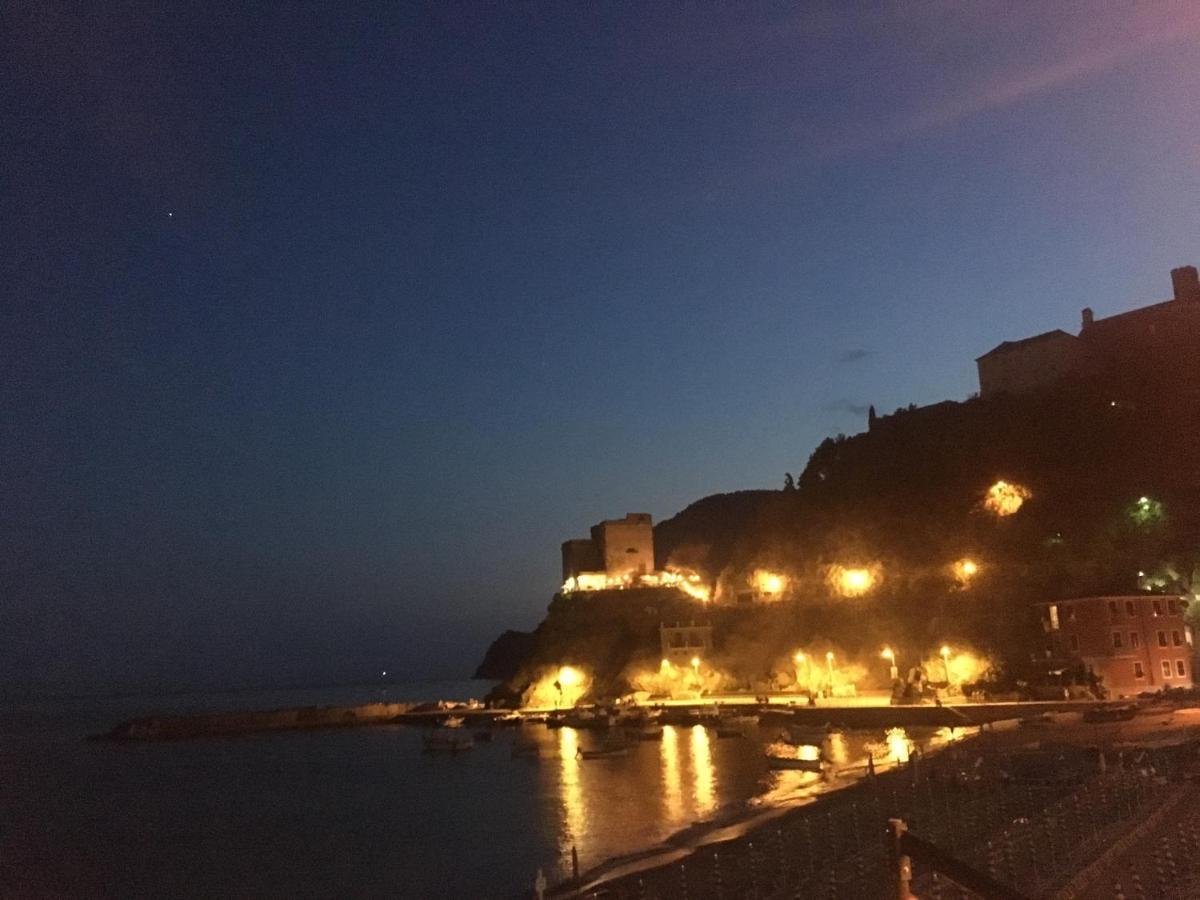 شقة Le Cinque Vele ***** Cinque Terre مونتيروسّو ال ماري المظهر الخارجي الصورة